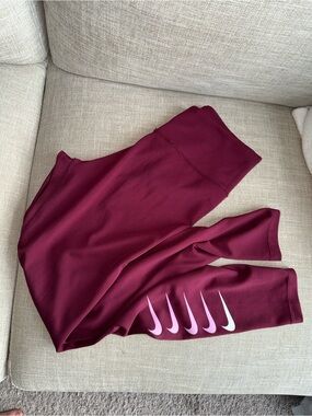 Nike burgundy dri fit high waisted leggings